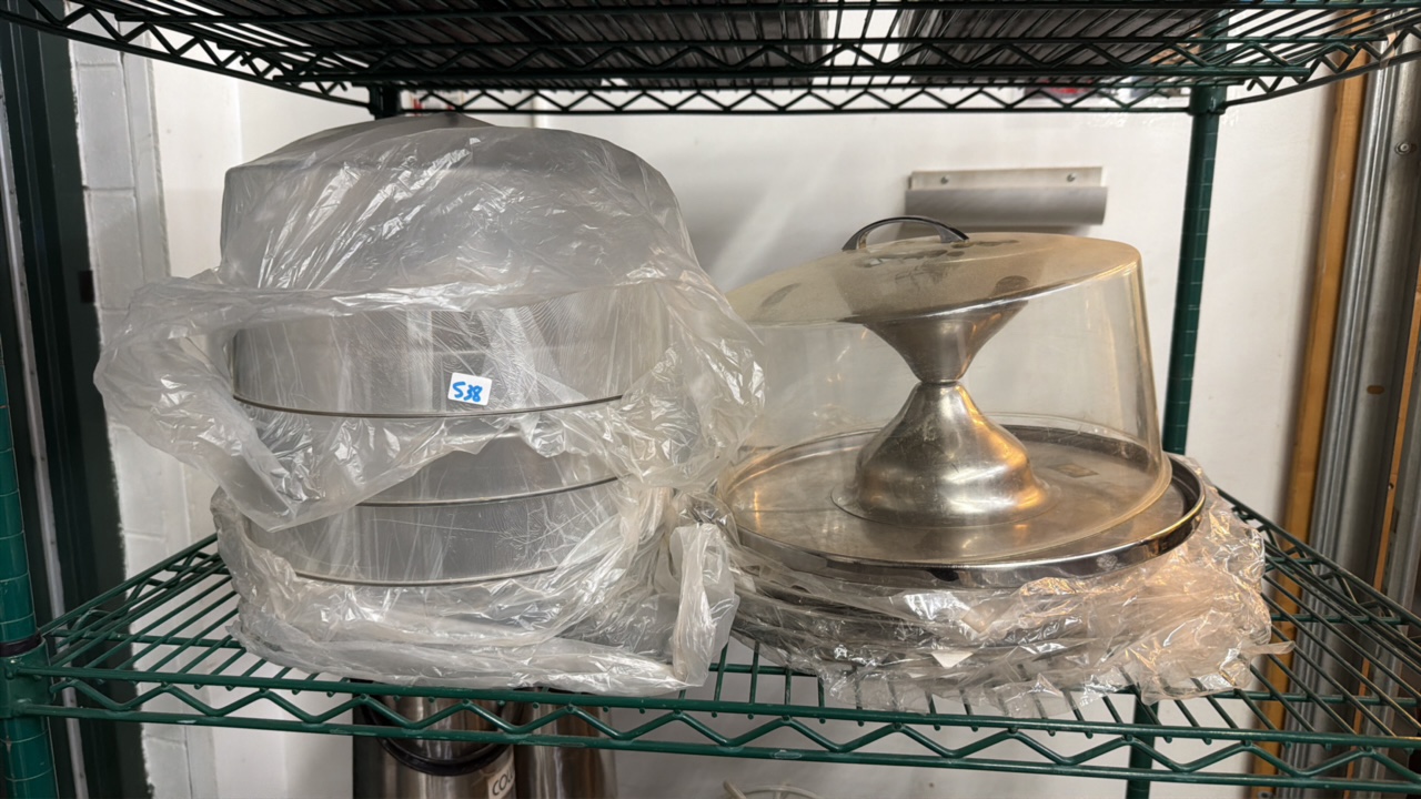 lot 538 image: shelf of cake stands