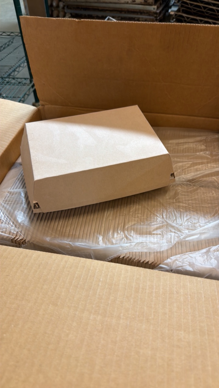 lot 566 image: box of boxes