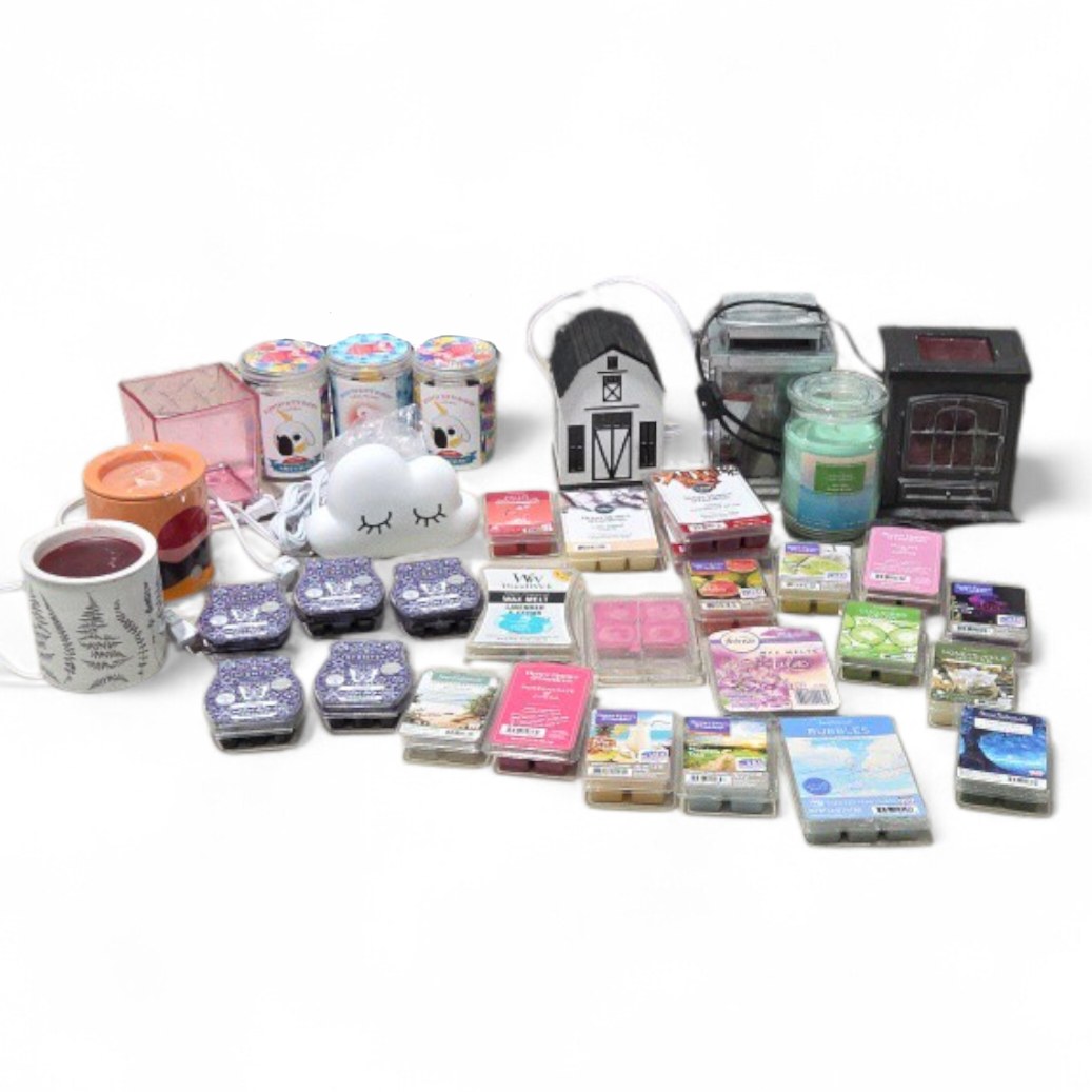 Mixed Scented Items Lot - Wax Melts, Candles, Warmers, Plug-Ins & Decor
