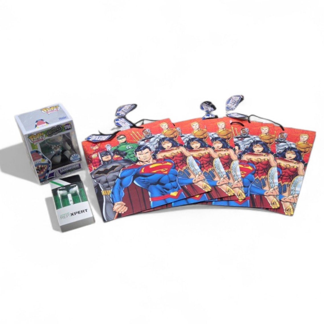 Funko Pop Beetlejuice Sandworm #1760, DC Gift Bags and Earphones