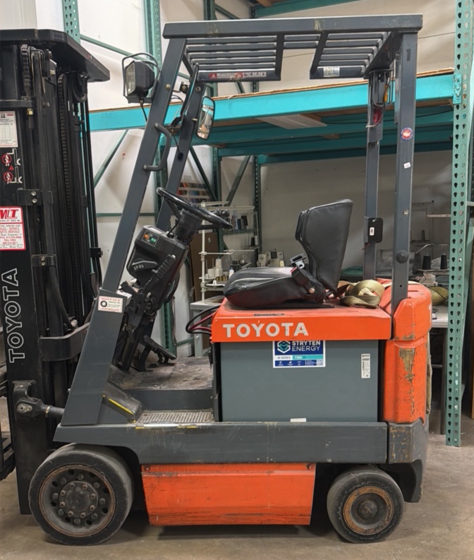Toyota 5 Series Electric Forklift Model 5FBCU15 with New Stryten M-Series 3000 T300 Battery EXCELLENT CONDITION!