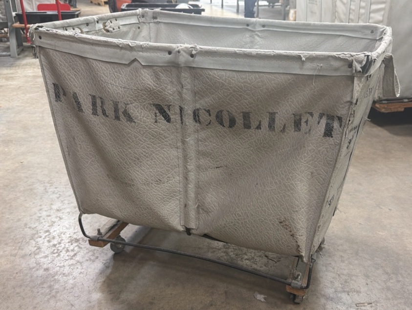 Laundry cart vintage