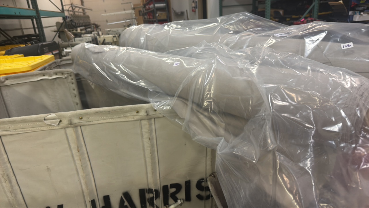 Bolt of fabric (open)