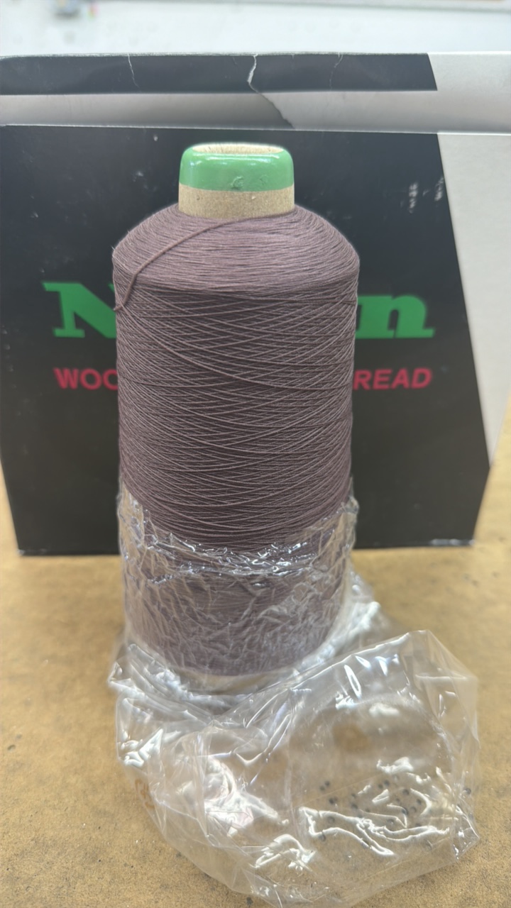 Woolly sewing thread (6 in box)