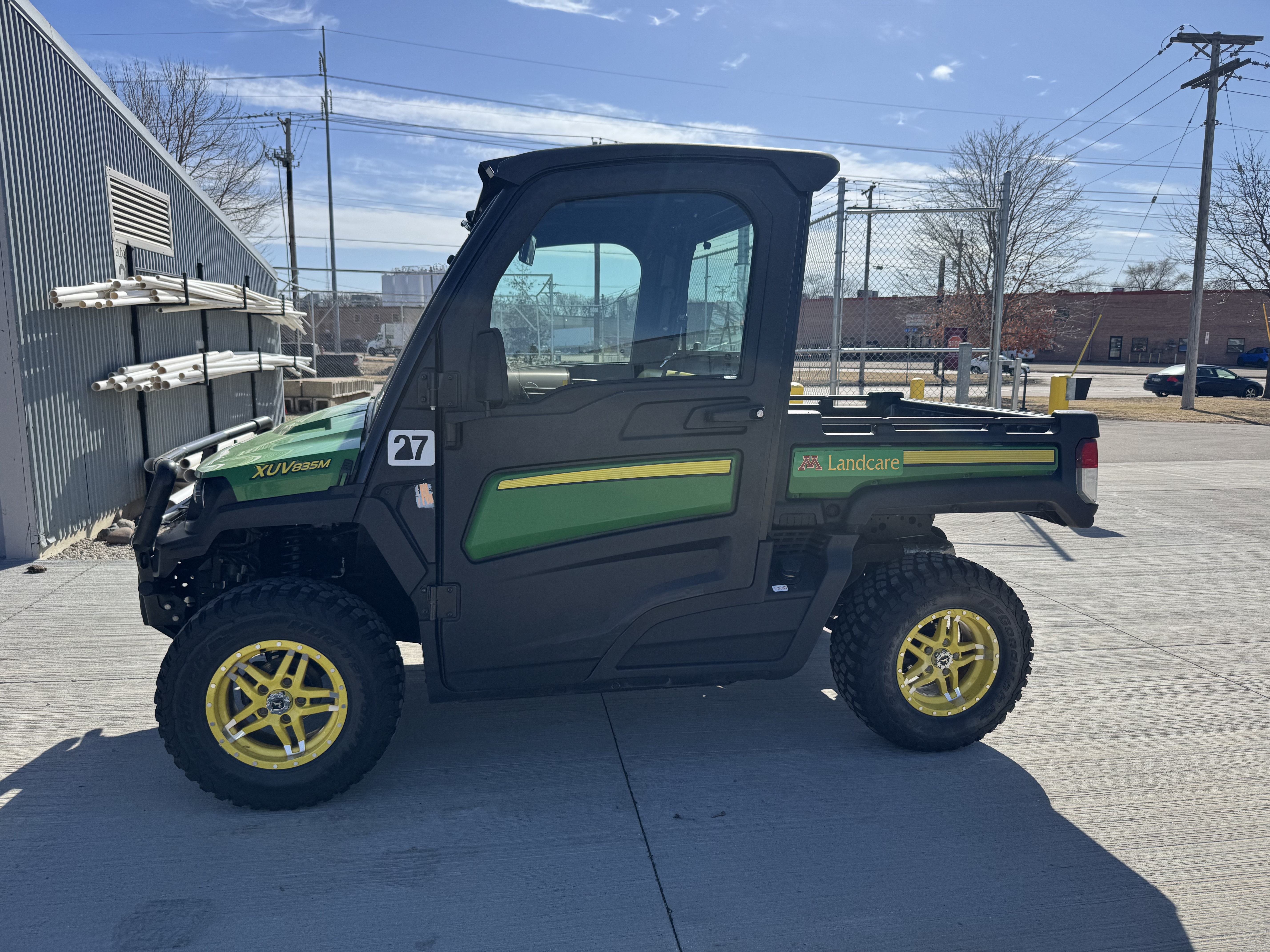 2019 John Deere Gator XUV 835M – Climate Controlled Cab