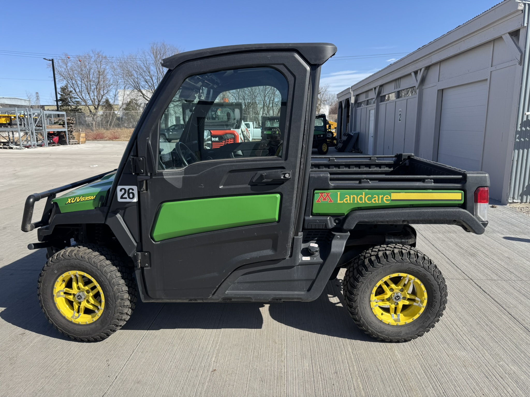 2019 John Deere Gator XUV 835M – Climate Controlled Cab