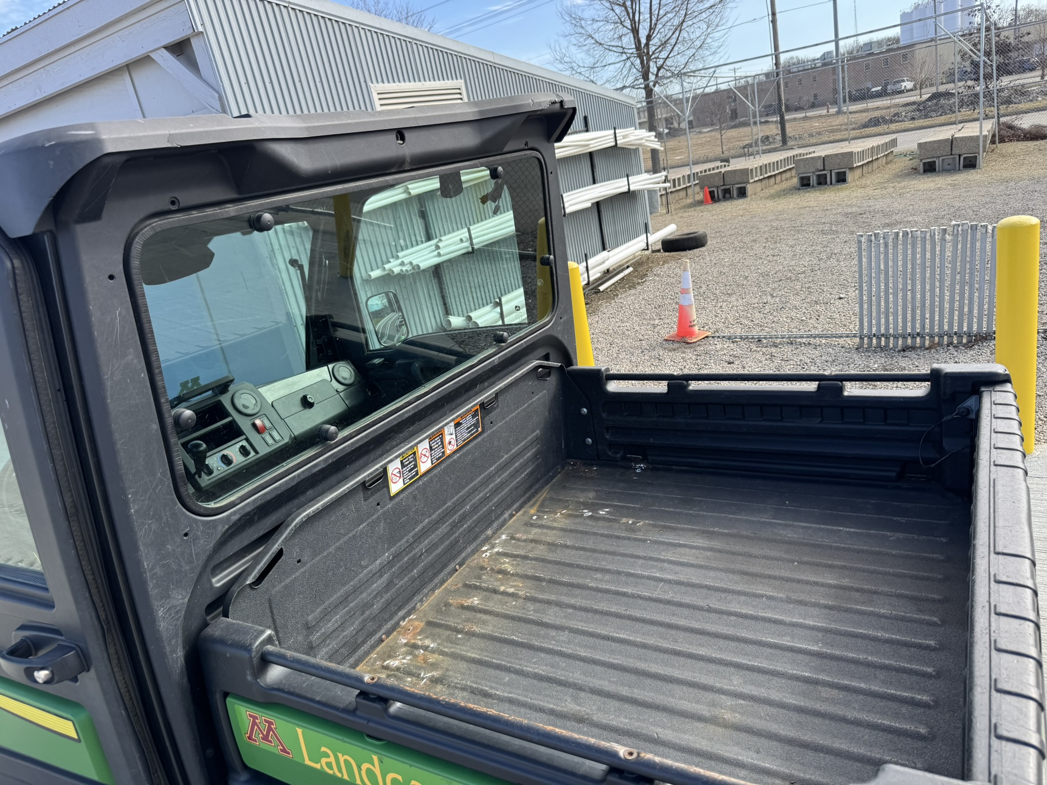 2018 John Deere Gator XUV 835M – Climate Controlled Cab