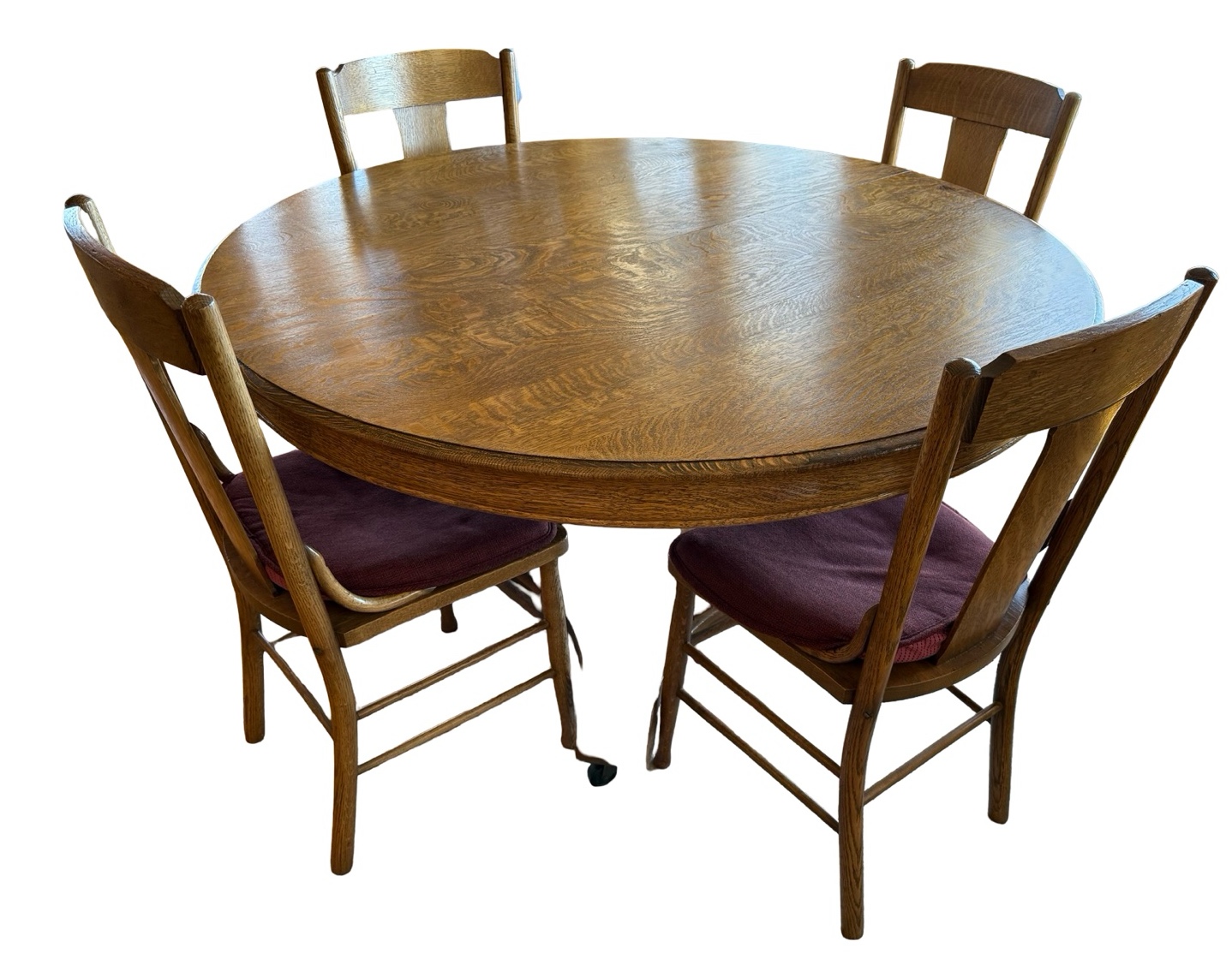 Antique Round Pedestal Dining Table & Four Chairs