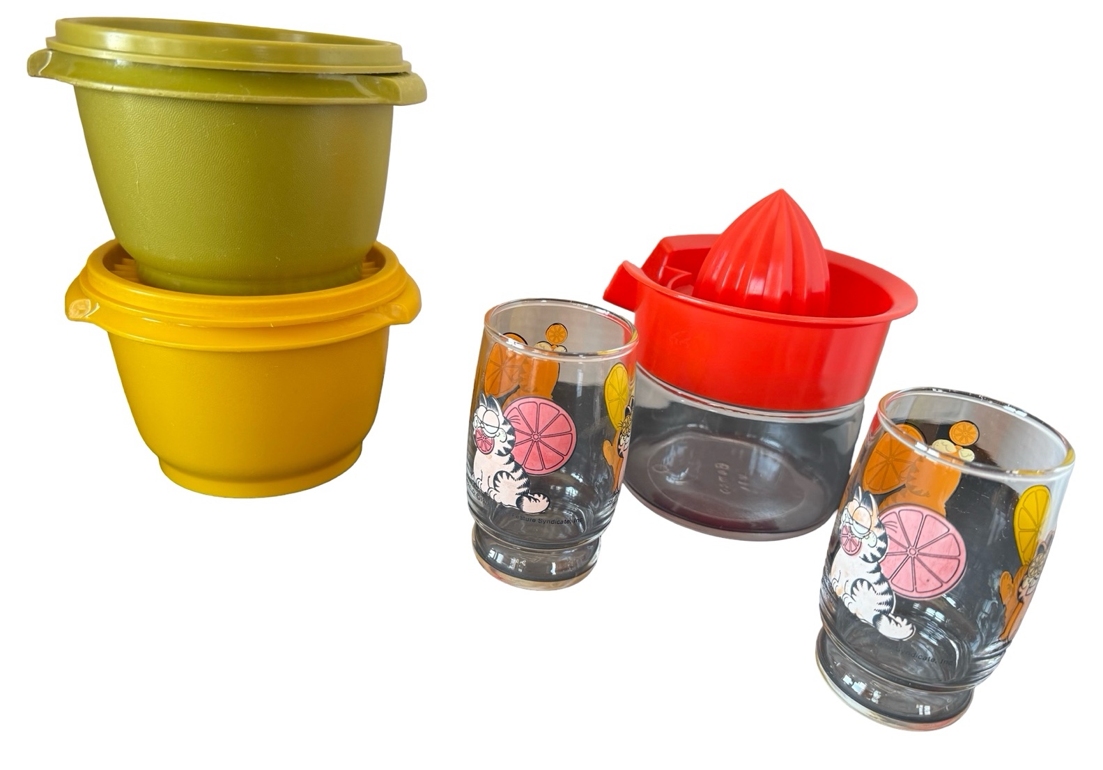 Vintage Tupperware, Juicer and Garfield Juice Cups