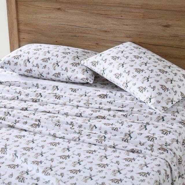 Eddie Bauer Brand Flannel Sheet Set, Queen Sized Bed, Retail $60  Woodland Animals Print, Foxes, Rabbits, Deer, Very Soft