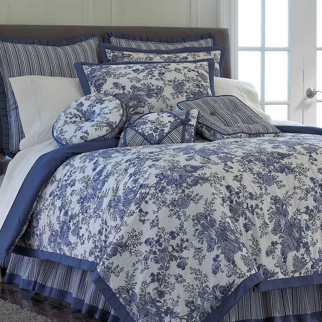 Laurel Manor Fine Linens Comforter ONLY, King Size Bed 110 x 96 Inches Toile Garden Design Print Blue and White