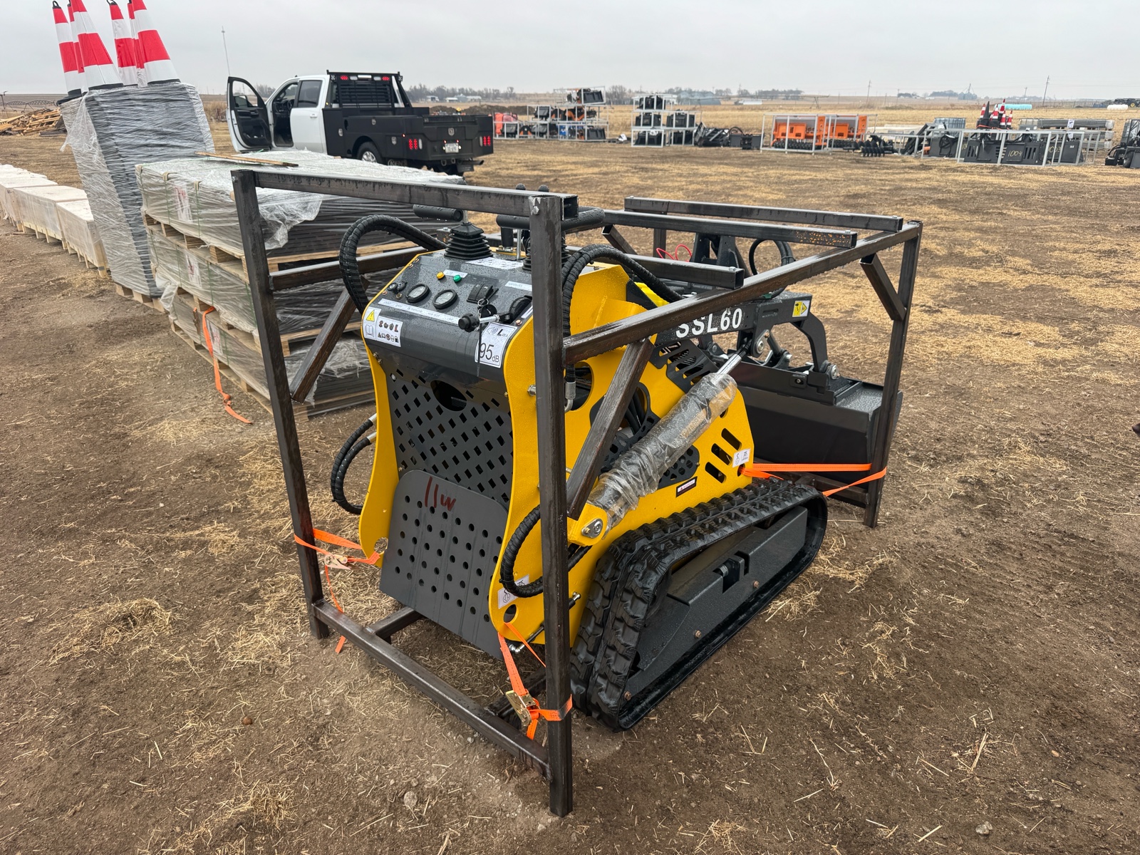 SKID STEER LOADER - 2026 - Unused - SSL580