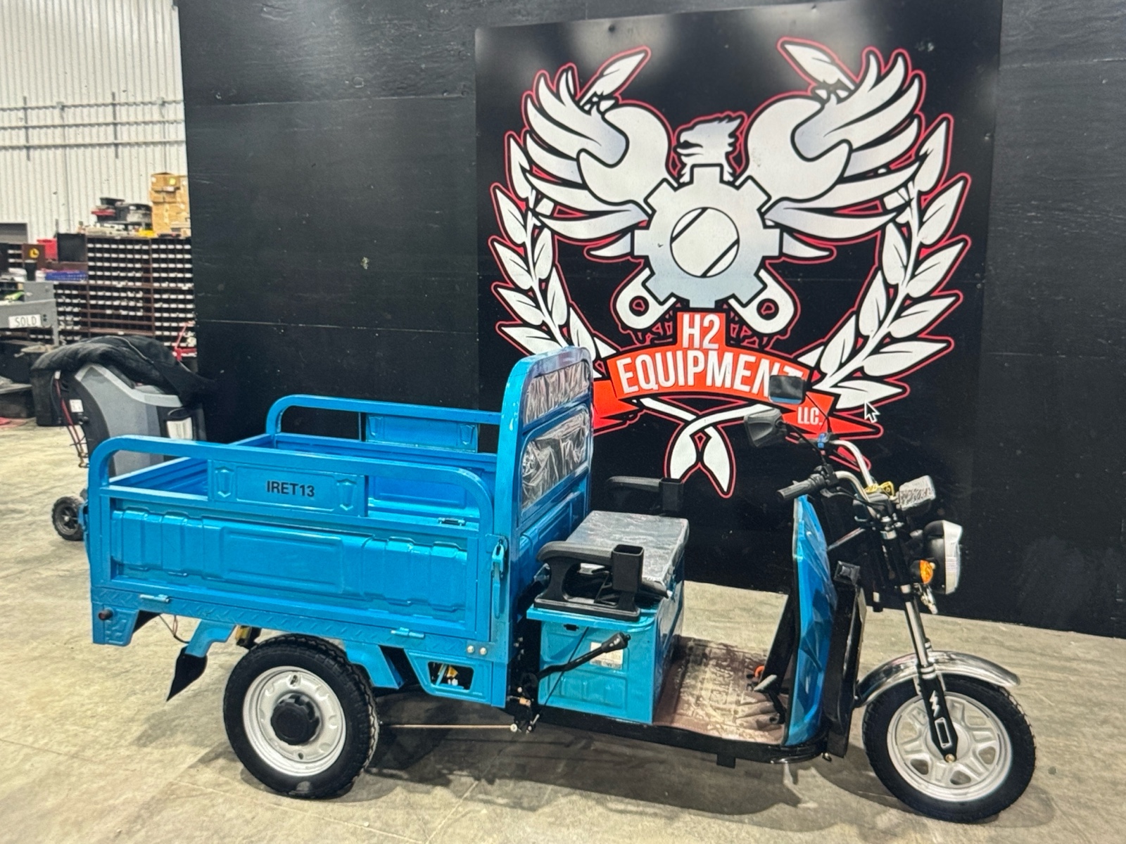 ELECTRIC TRICYCLE - 2026 - Unused - IRET13 (stock photo) BLACK