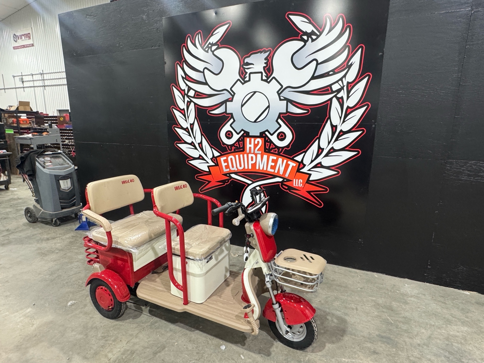 ELECTRIC TRICYCLE - 2026 - Unused - IRGC40 (stock photo) BLUE