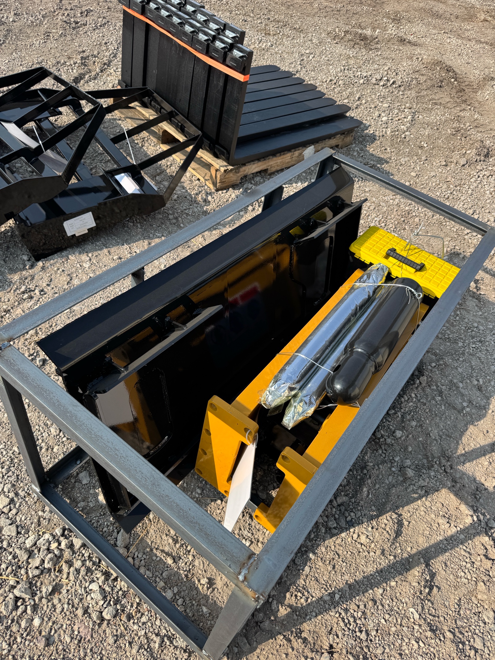 Skid Steer Breaker - AGT - 2026 - Unused - SSHH680