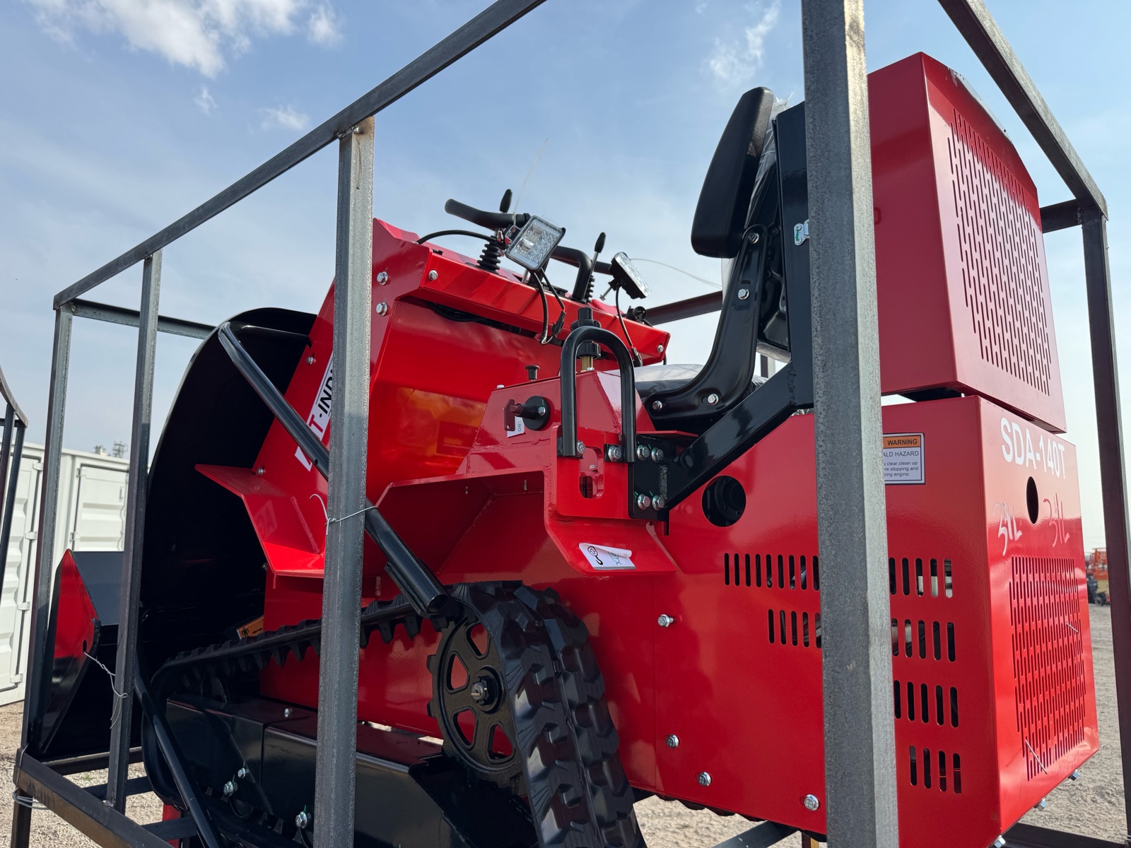 Crawler Loader - AGT - 2026 - Unused - SDA-140T