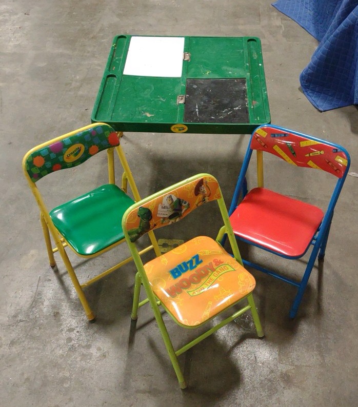 crayola kids table