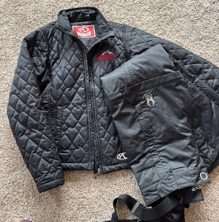 Ski Hut jacket made by Marker along with ski pants plus another jacket made by Spider. Both are extra small size