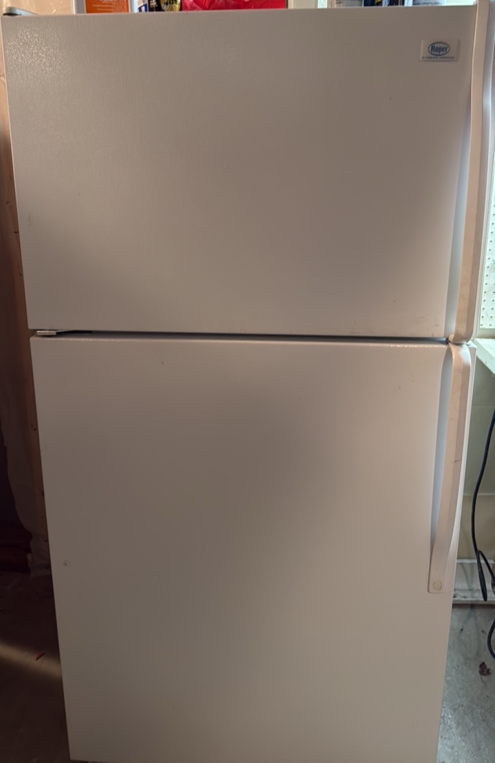 Roper refrigerator freezer by Worldpool Corporation