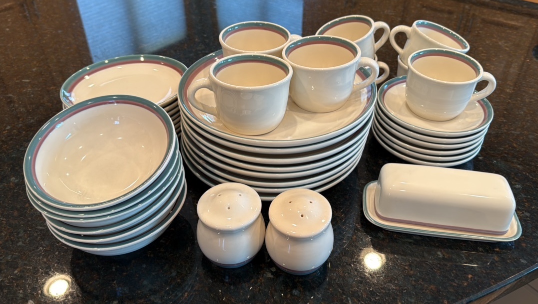 Pfaltzgraff dishware set