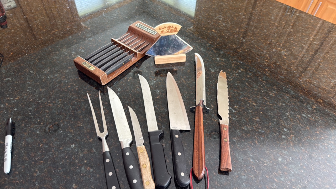 knife collection, cut things of all sizes and shapes