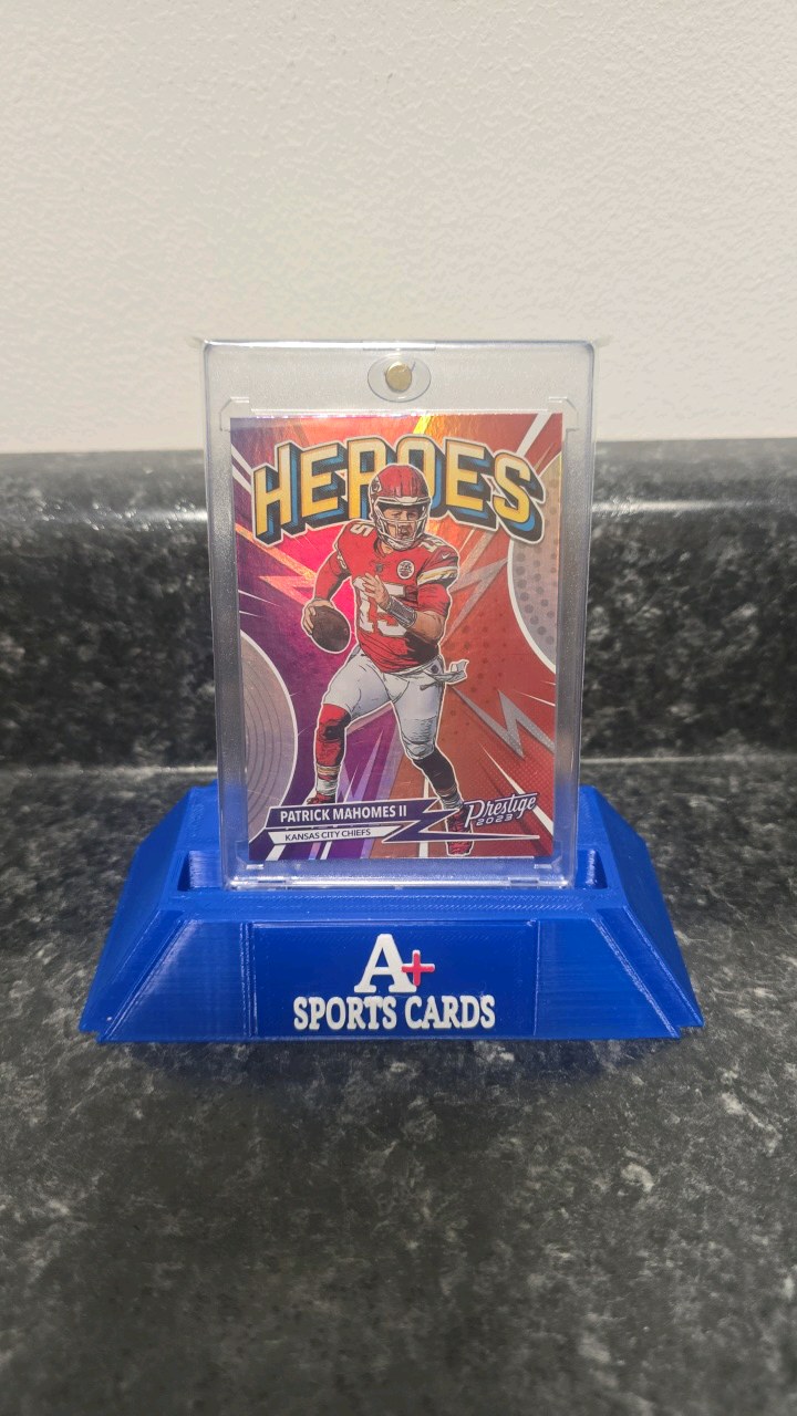 2023 Panini Prestige Patrick Mahomes II Heroes