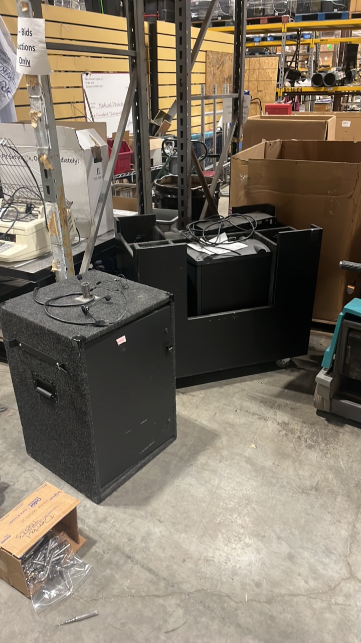 Pieces of a mostly Bose Sound System (605744)