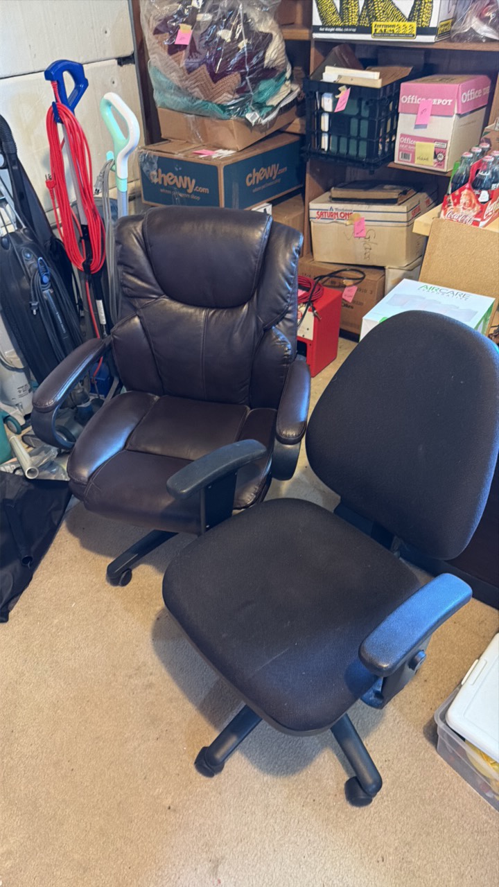 Office chairs 2x