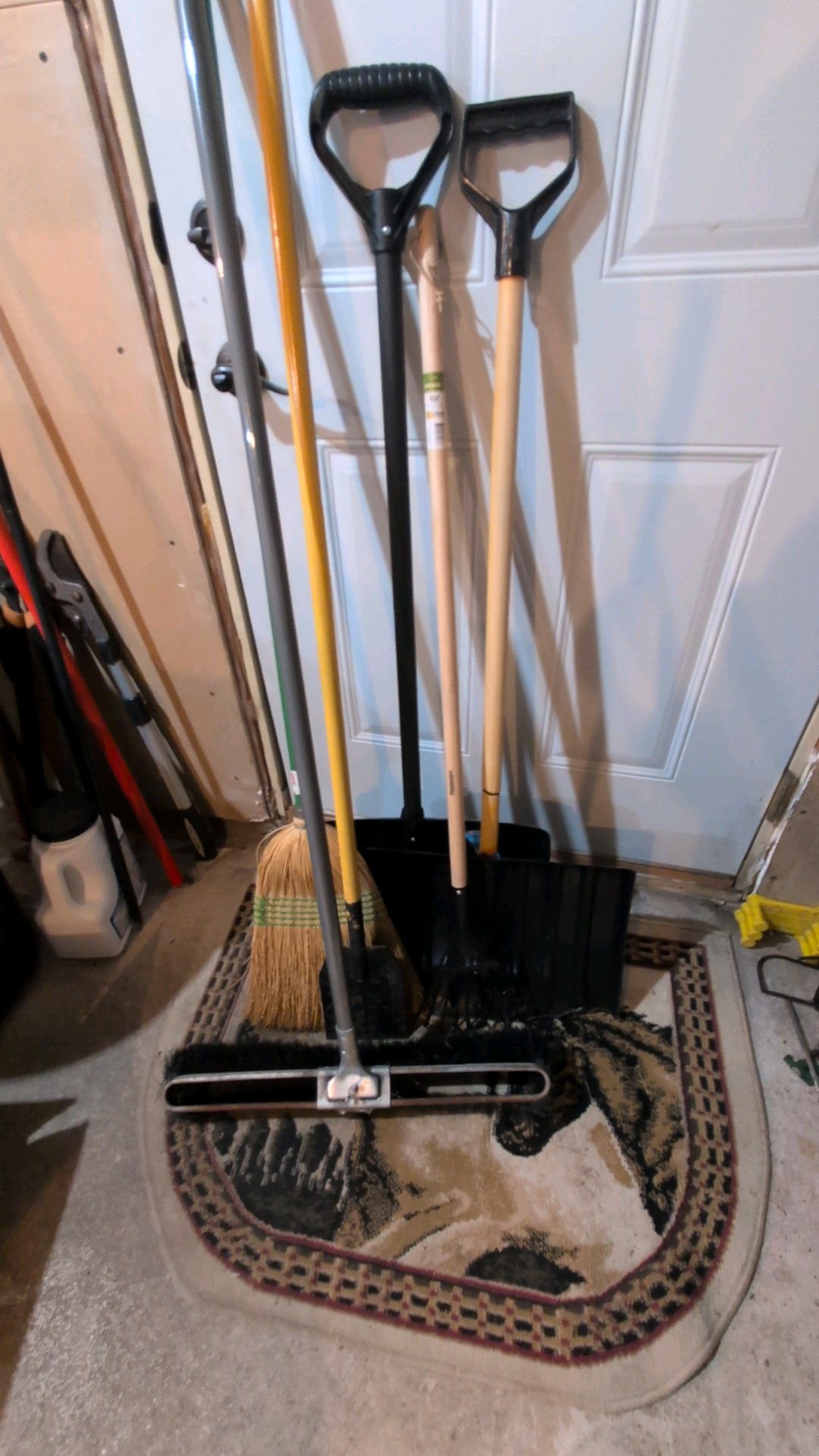 shovel rake broom and ice chipper shovels and more