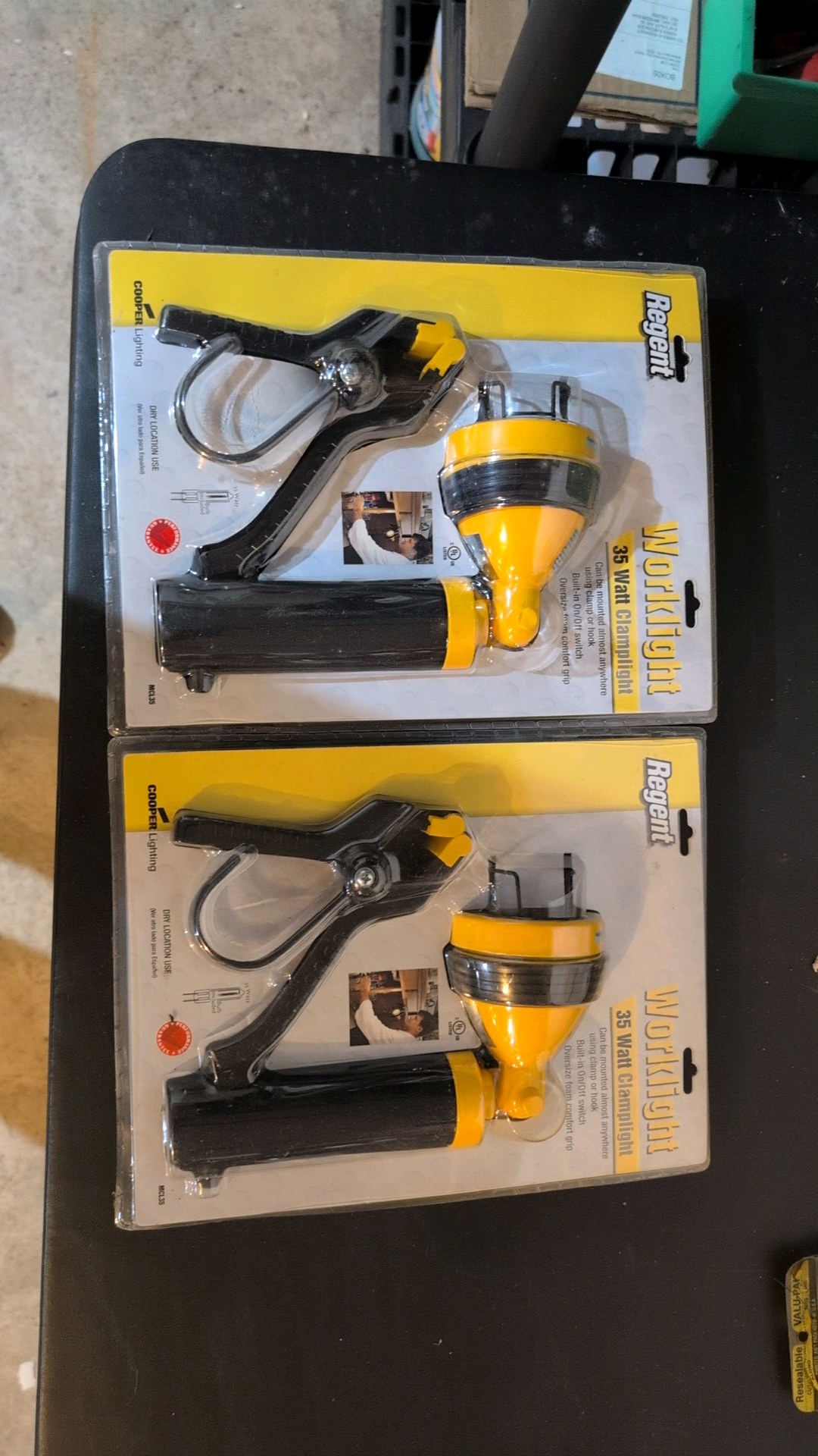 regent work light 35 w clamp light in box
