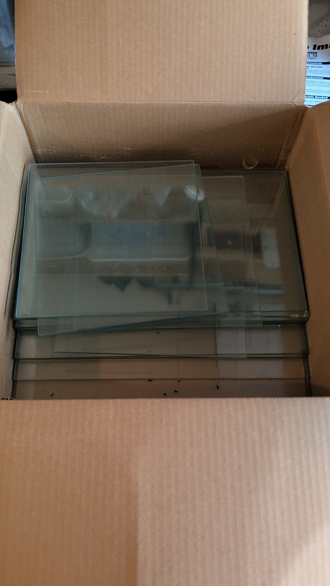 Glass pane lot