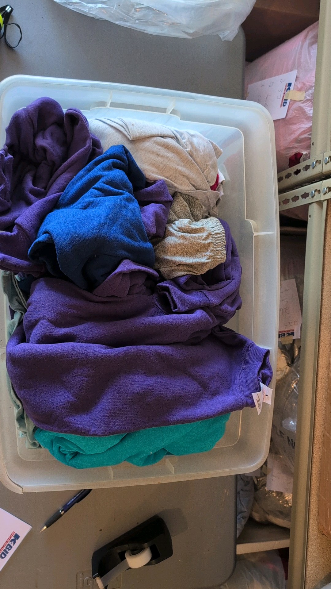 bin sportswear and clothing