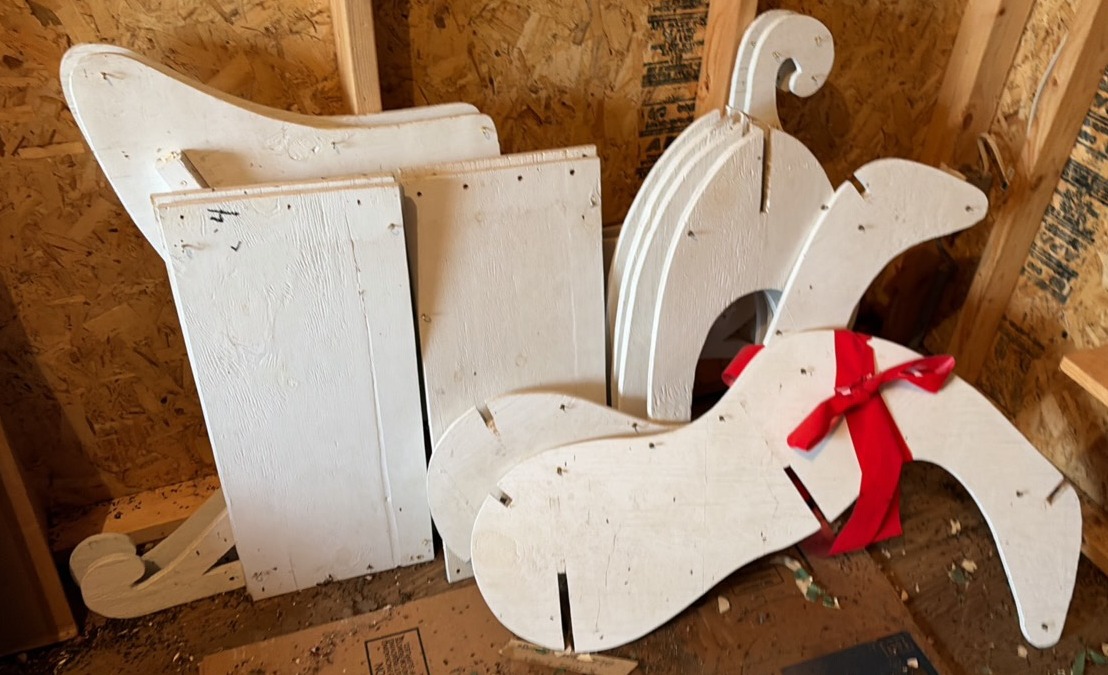 homemade decorative sleigh with reindeer