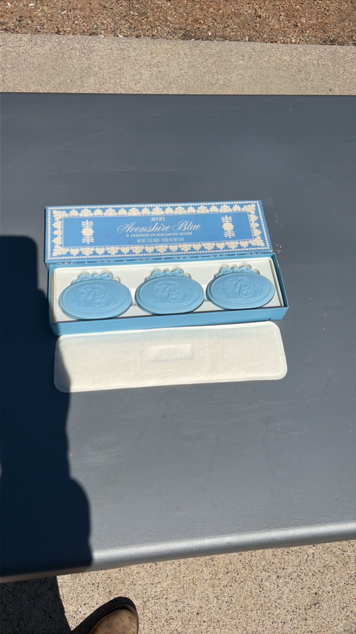 Avon avonshore blue soap 3x