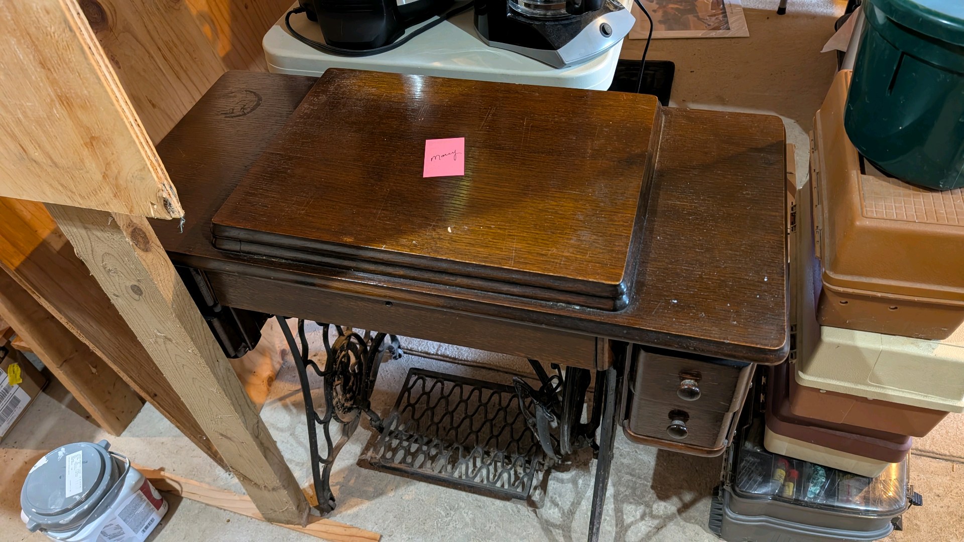 vintage singer sewing machine table
