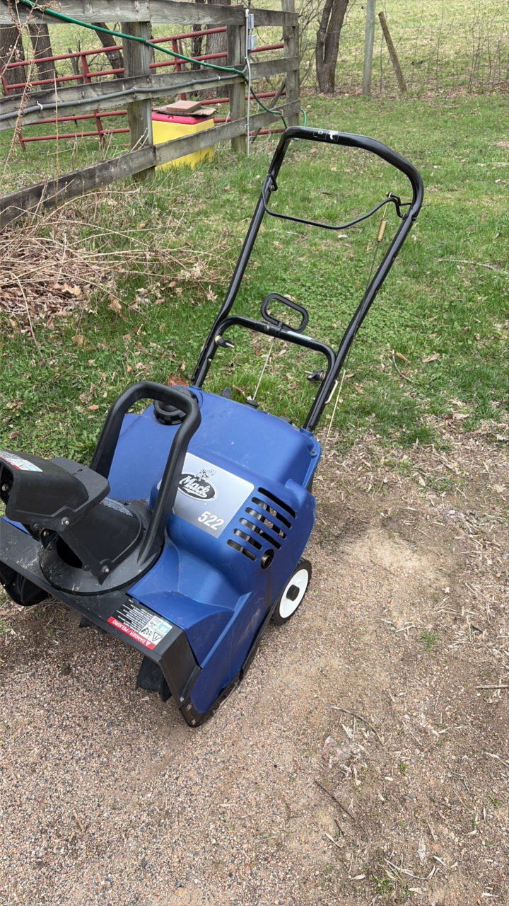 Mac 522 snowblower