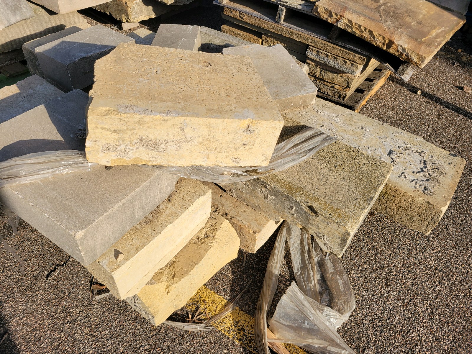 Lot of Various Architectural Pieces #12