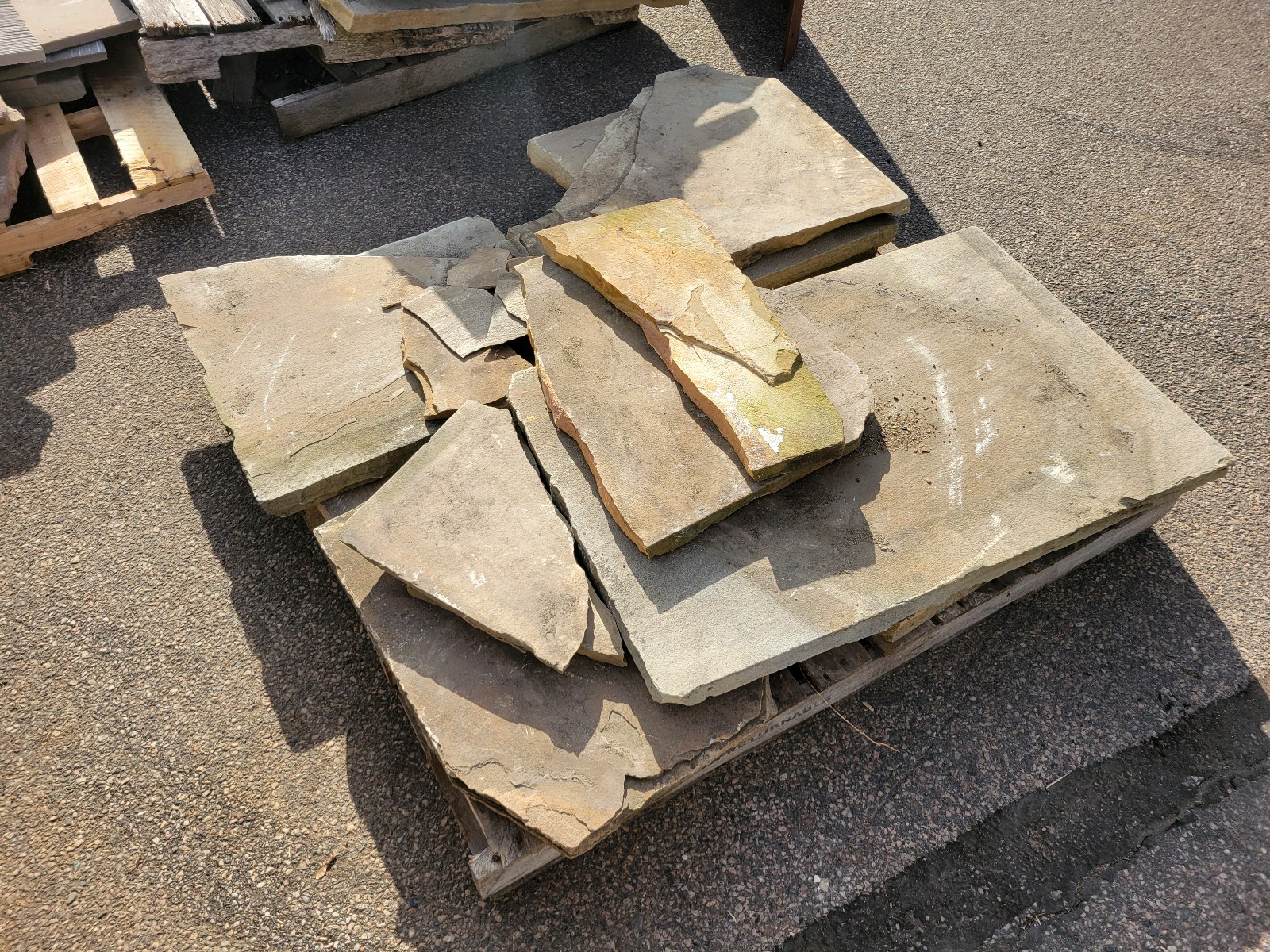 Lot of Various Architectural Pieces #1