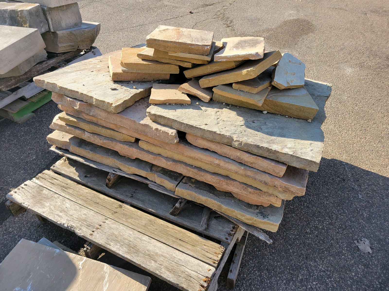 Lot of Various Architectural Pieces #8