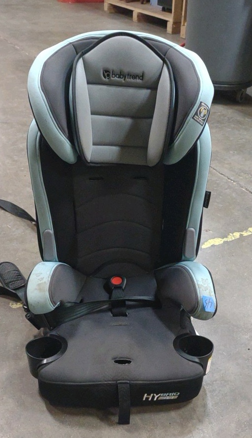 car seat Not for sale  Do not bid
