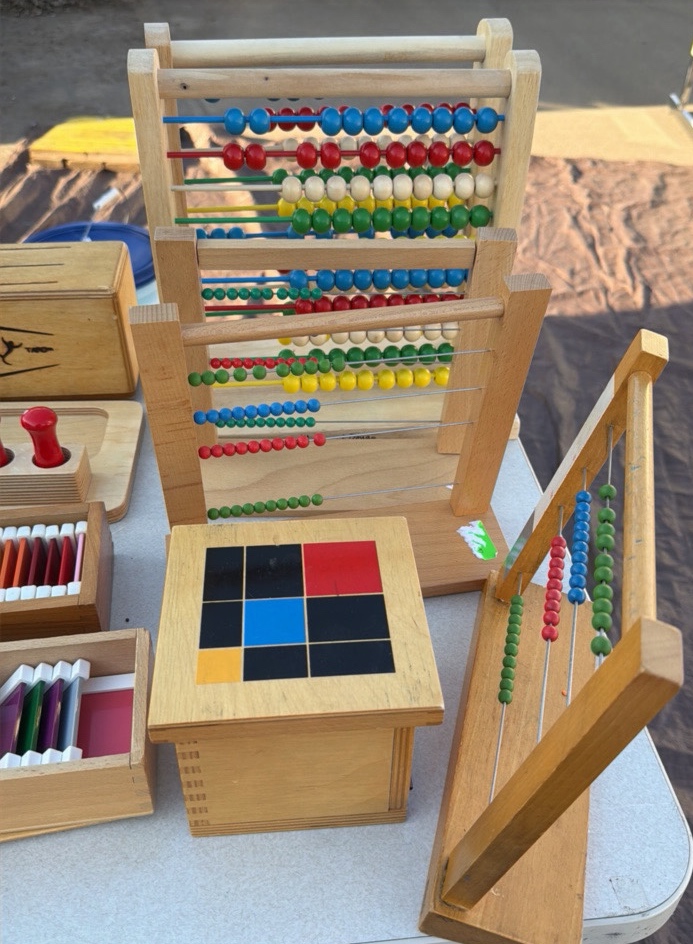 Montessori manipulative tools