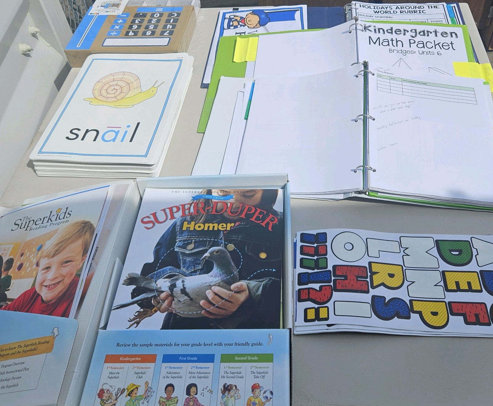 Mixed box of teaching materials Superman kids reading program