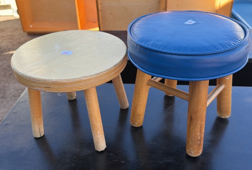 stools x 2