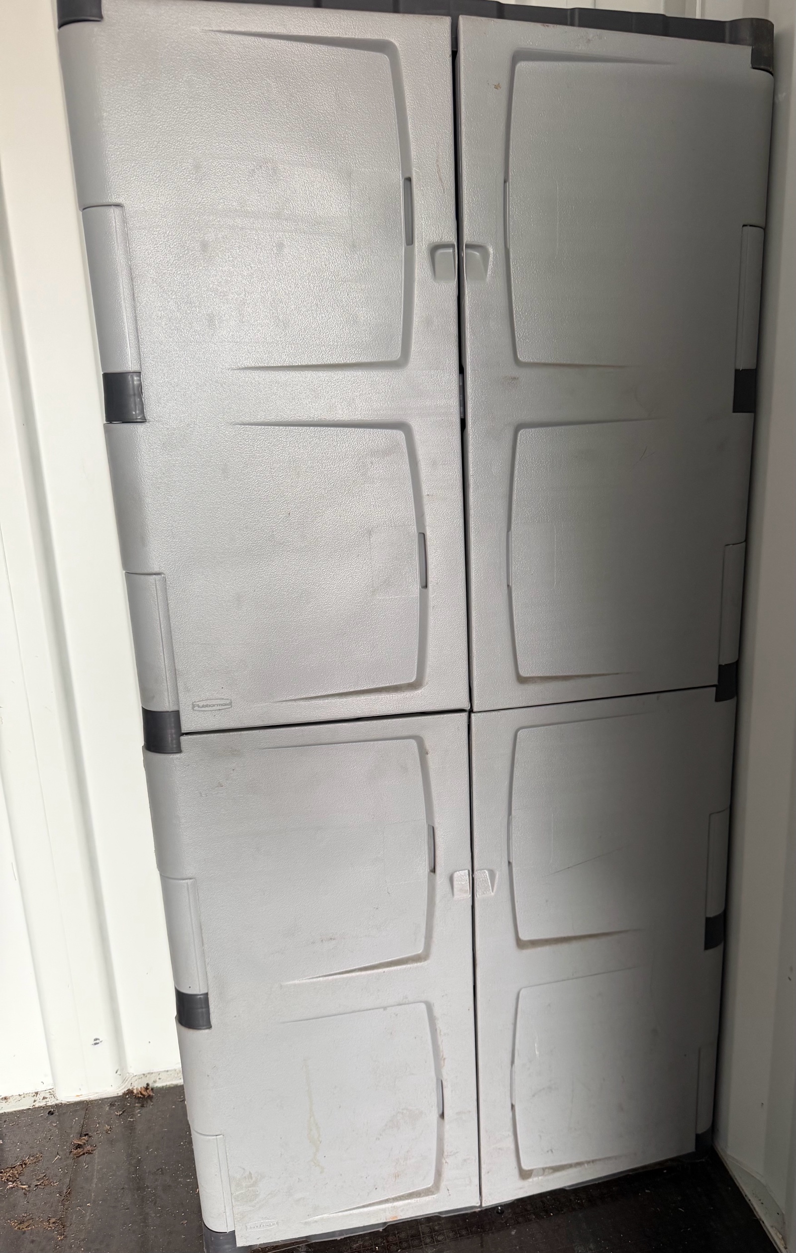cabinet excellent condition