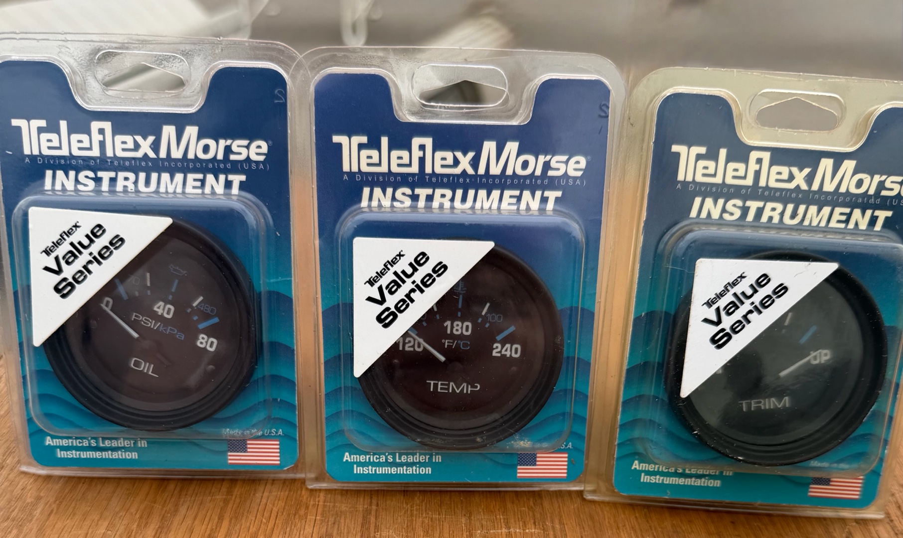 Teleflex instrument oil temp trim