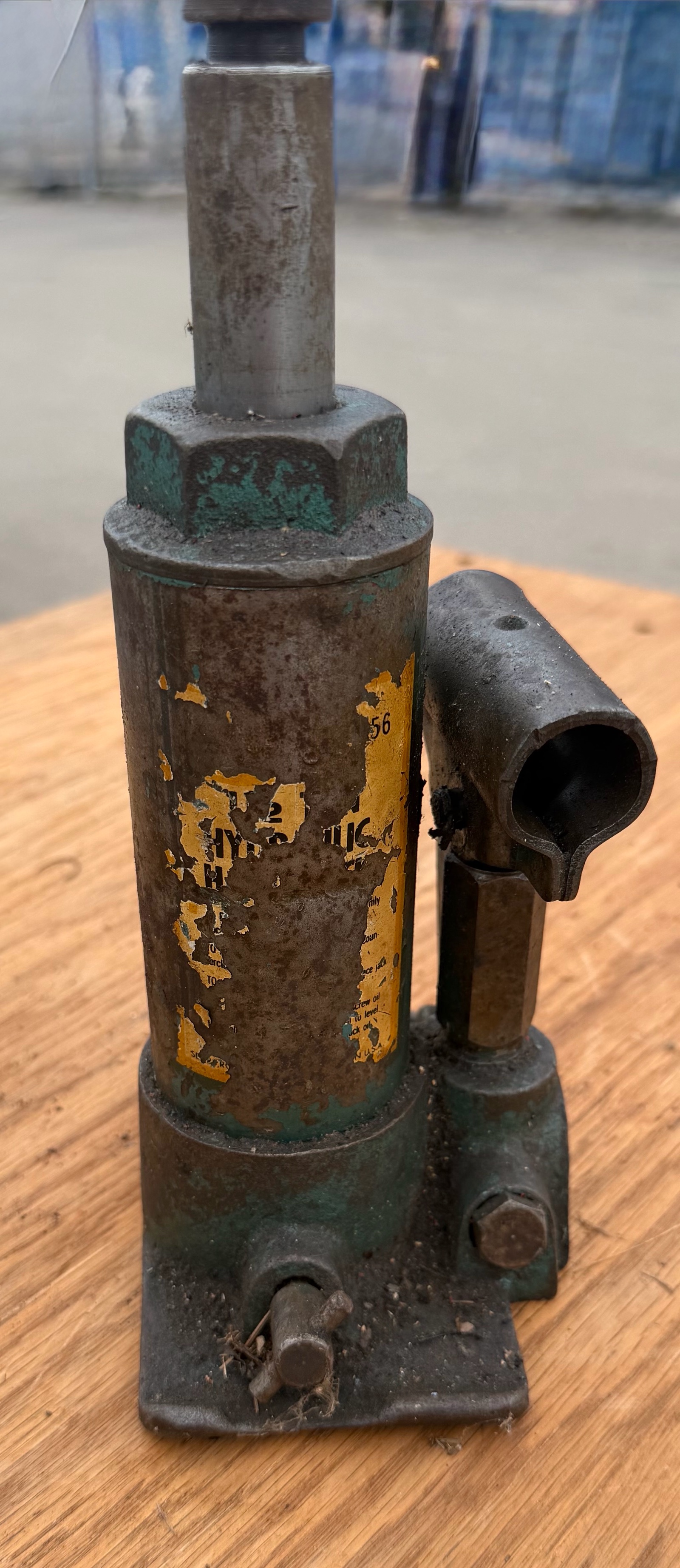 vintage hydraulic bottle jack