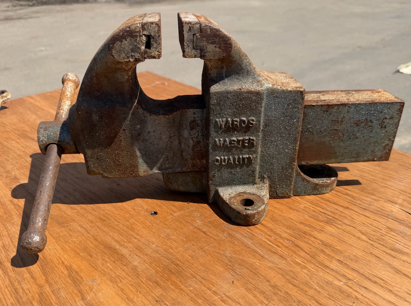 vintage Montgomery Ward bench vise
