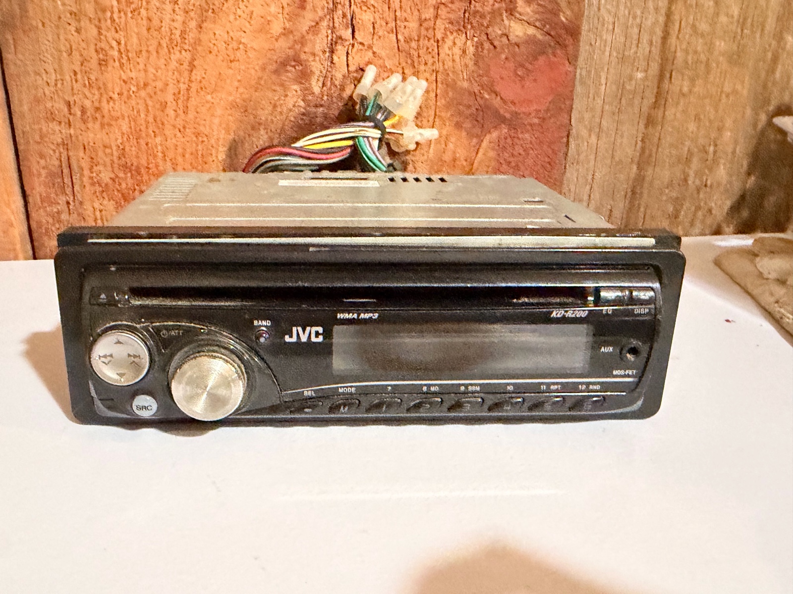 JVC KD-R200 CDMP3 Car Stereo Receiver w Wiring Harness