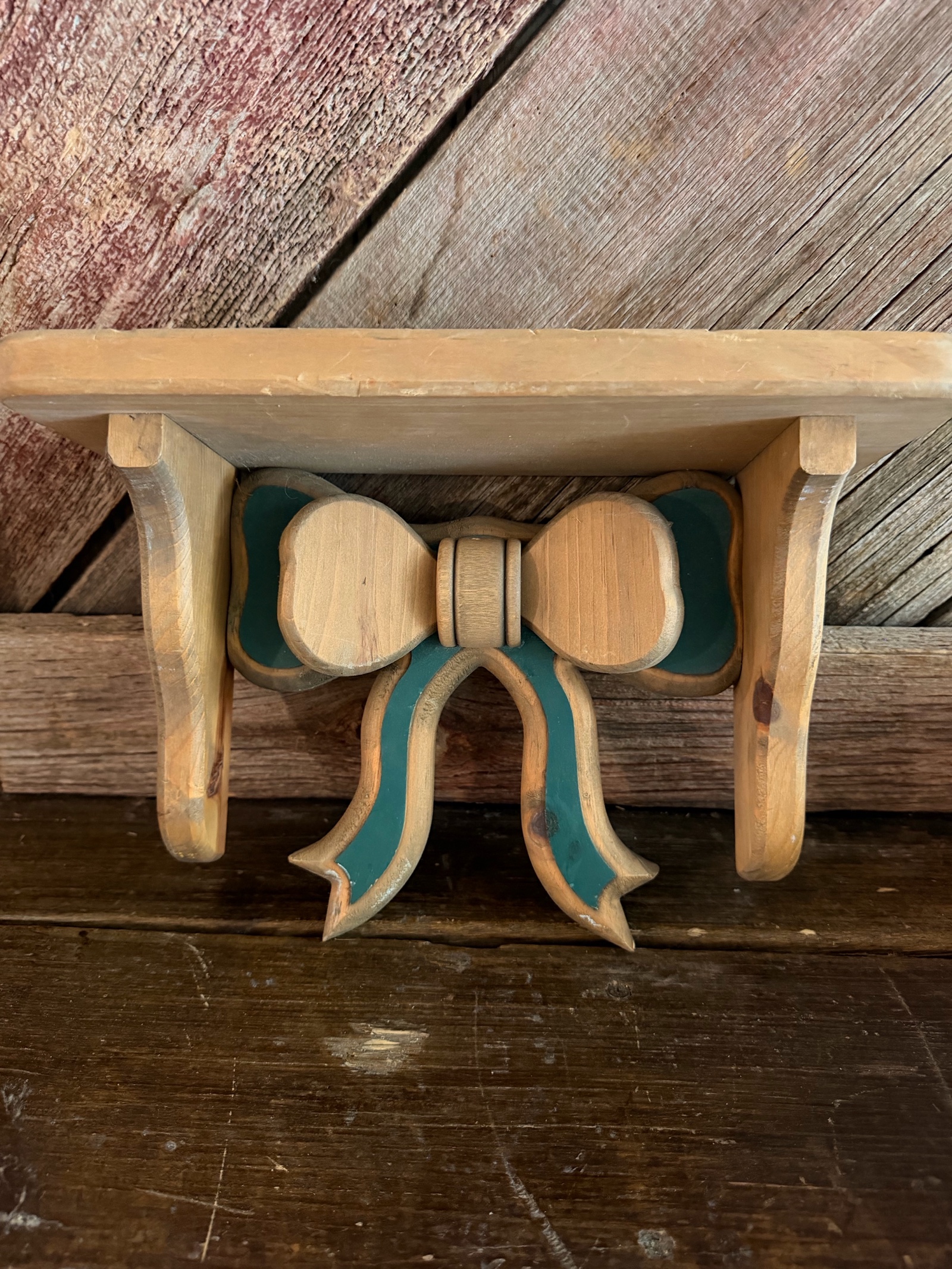 Bow Wood Shelf