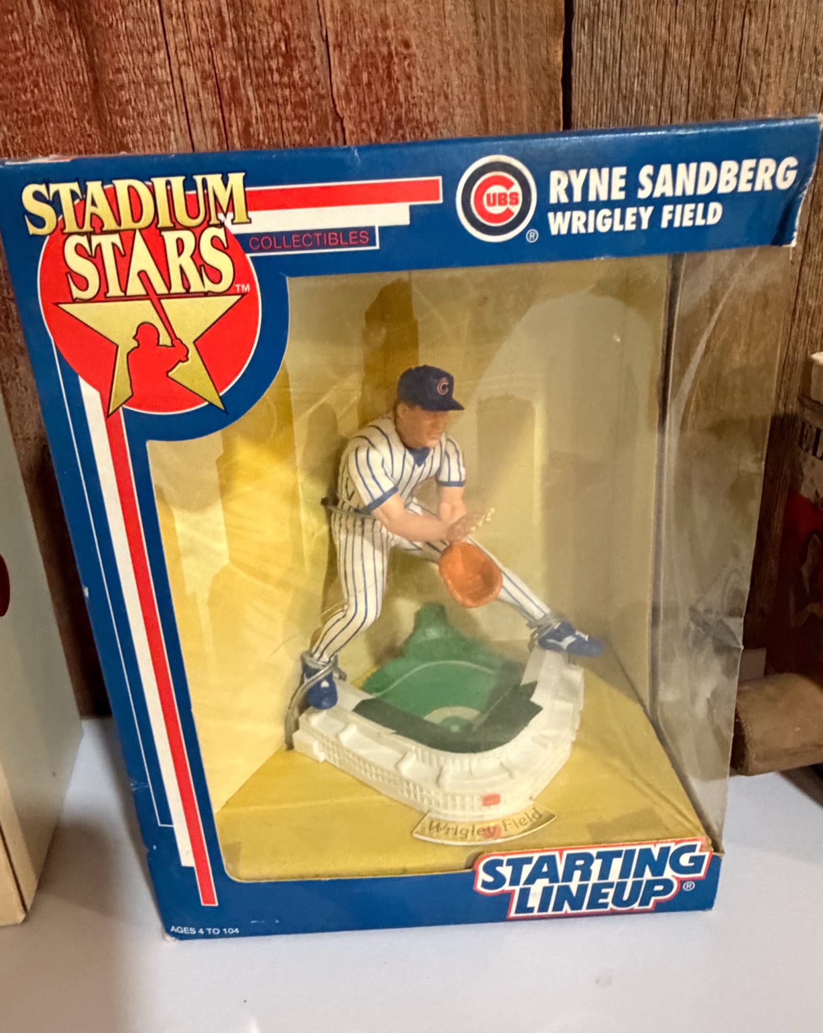 Ryne Sandberg Wrigley Field Stadium Stars Collectible Figure Chicago Cubs Starting Lineup Kenner Boxed